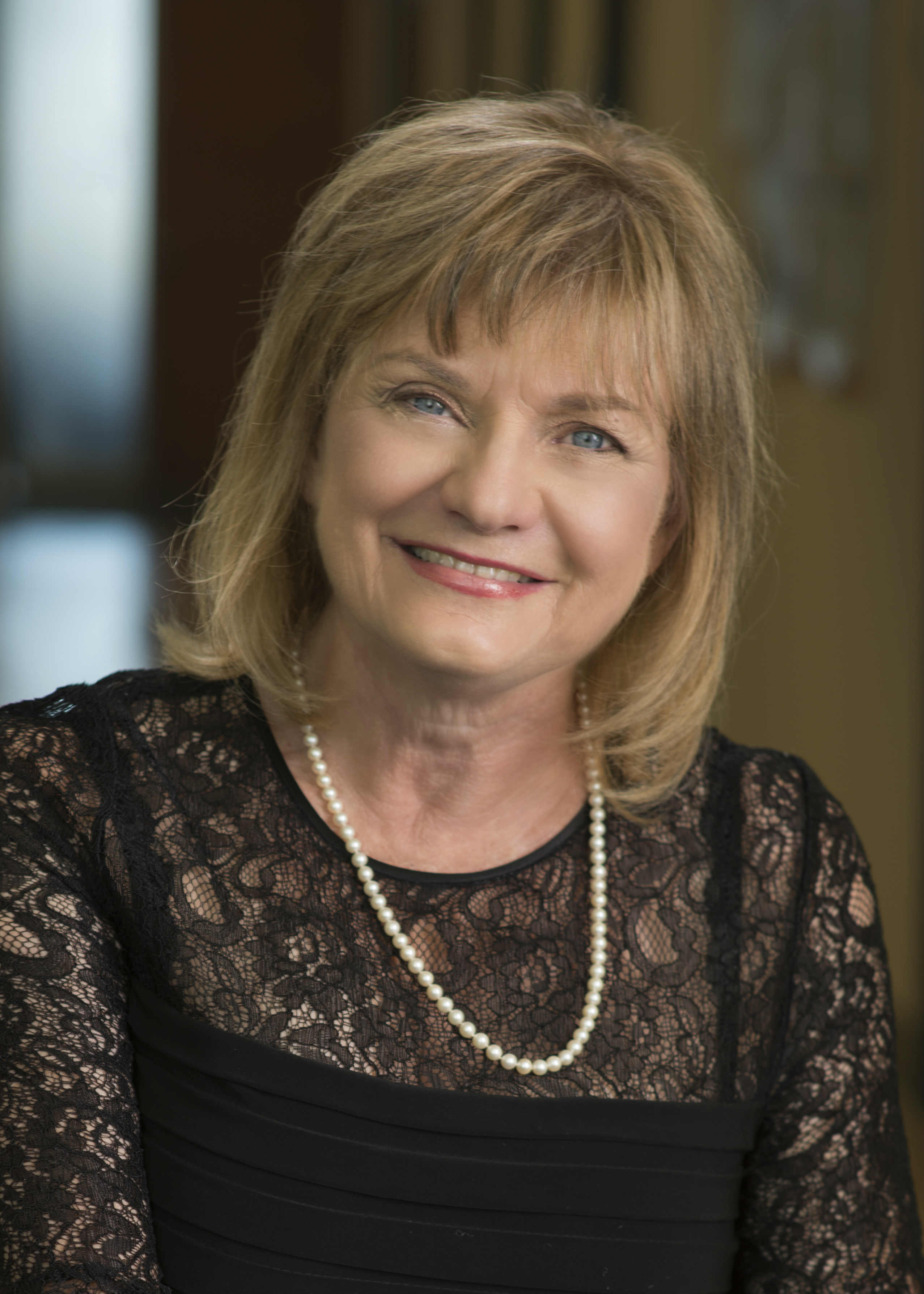 Cynda Johnson Headshot