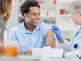 Man getting immunization