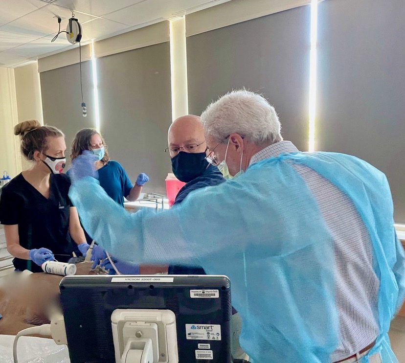 US Faculty Dr. Mike Jones teaching regional anesthesia cadaver lab