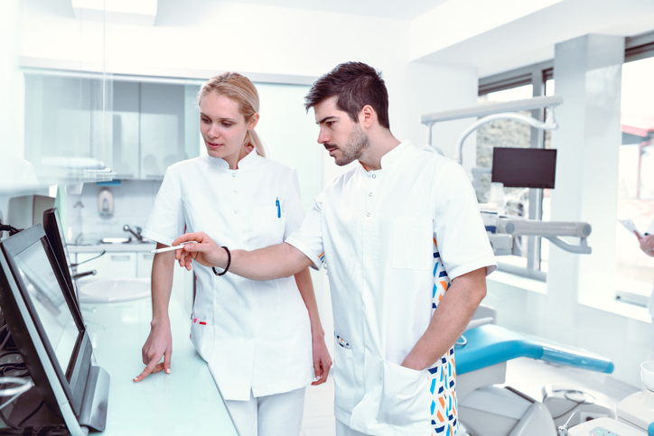 research careers at Carilion research assistants wet lab image